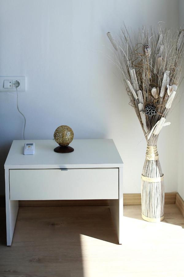 Thalia Apartment *