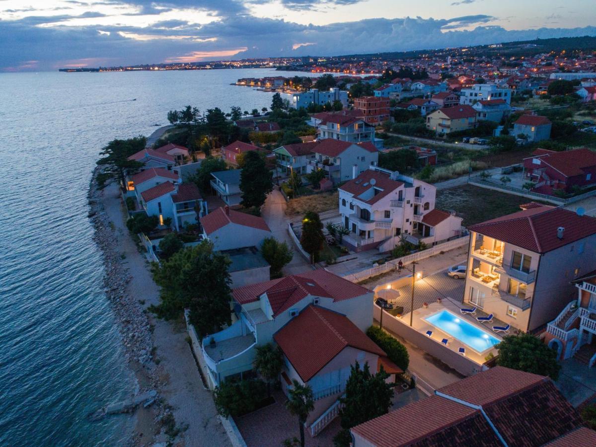 Apartment Thalia *