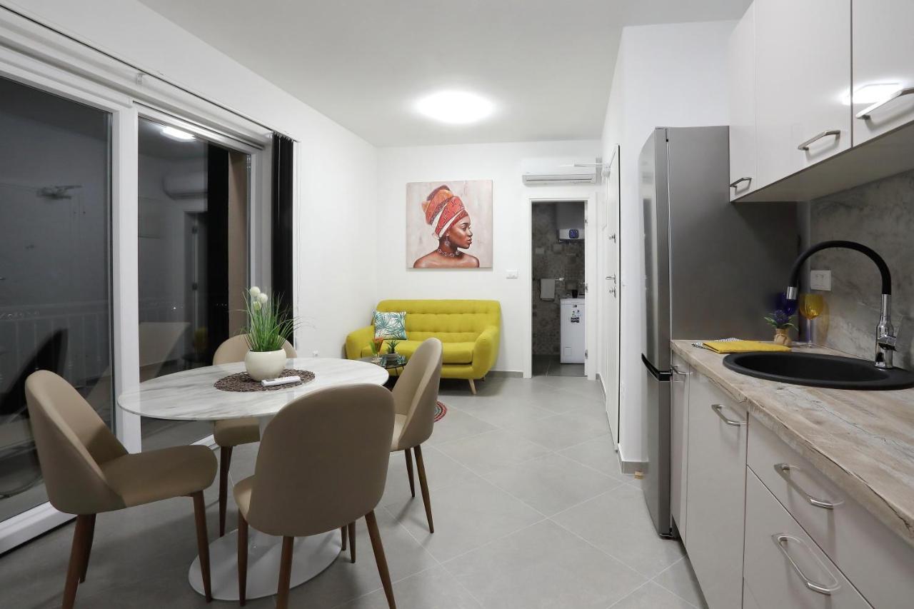 Thalia Apartment