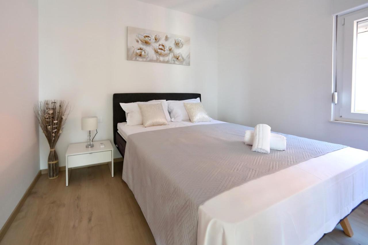Apartment Thalia Bibinje