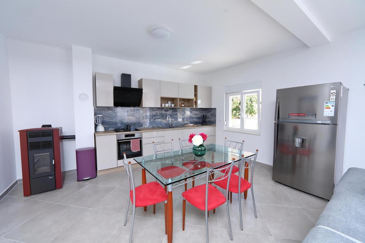 Apartment Thalia *